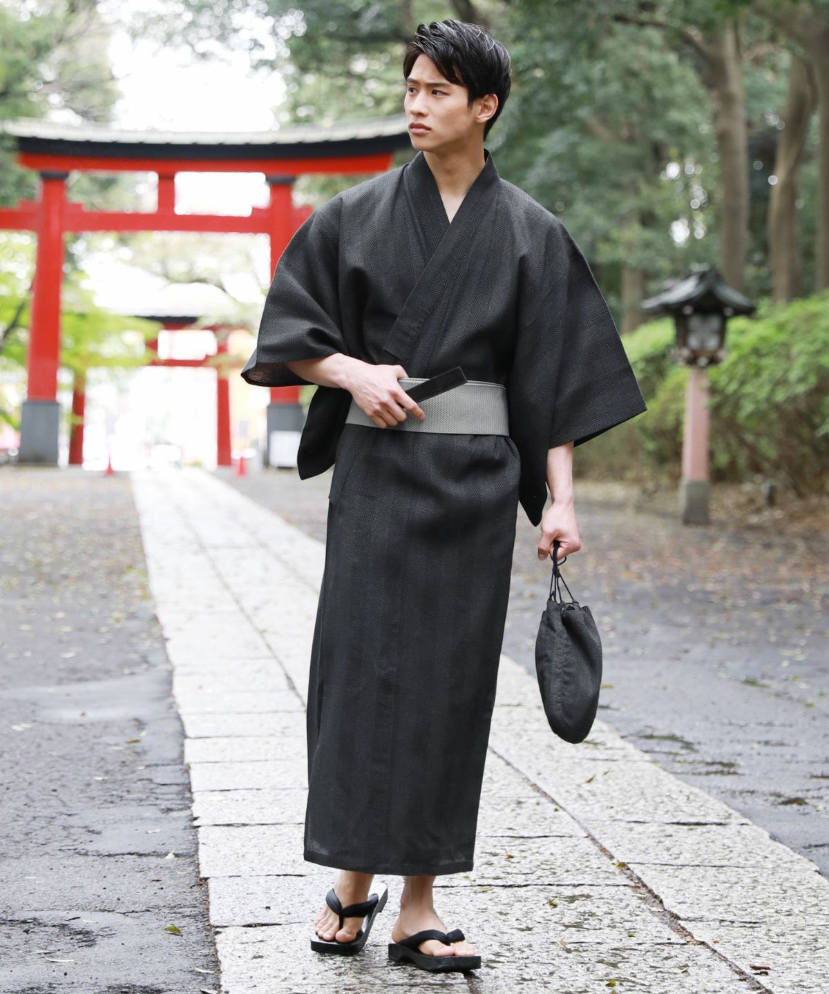 浴衣着物反物 春秋も着る雪花絞り 綿麻スラブ 知多木綿 淡い茜染