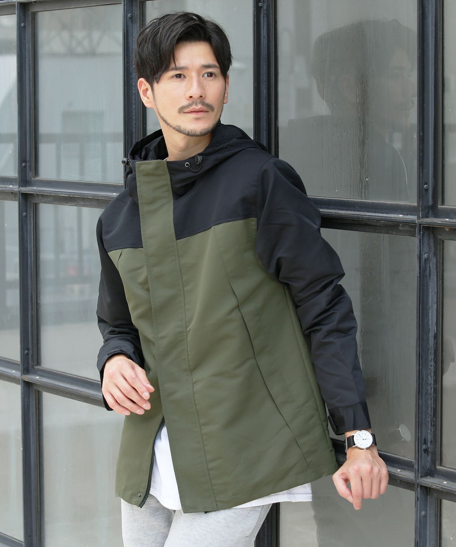 超人気即完売】タイトブース ワンポイント スノージャケット 