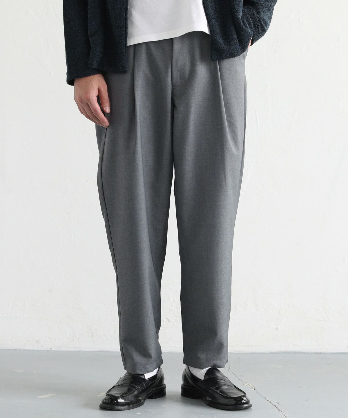 19AW stein TWO TUCK WIDE TROUSERS M - パンツ