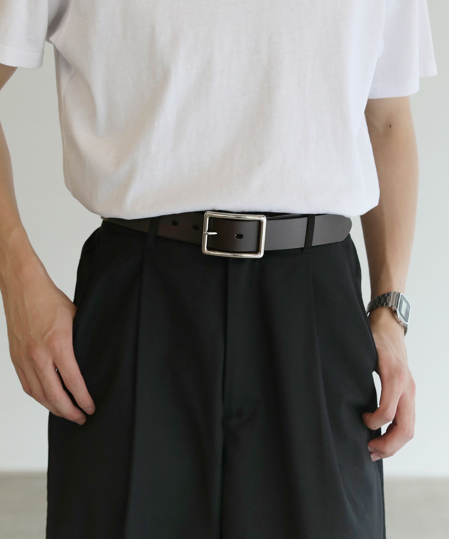 メンズベルトの種類別コーデ術 パンツの色とベルトの選び方 - STYLIST STAR