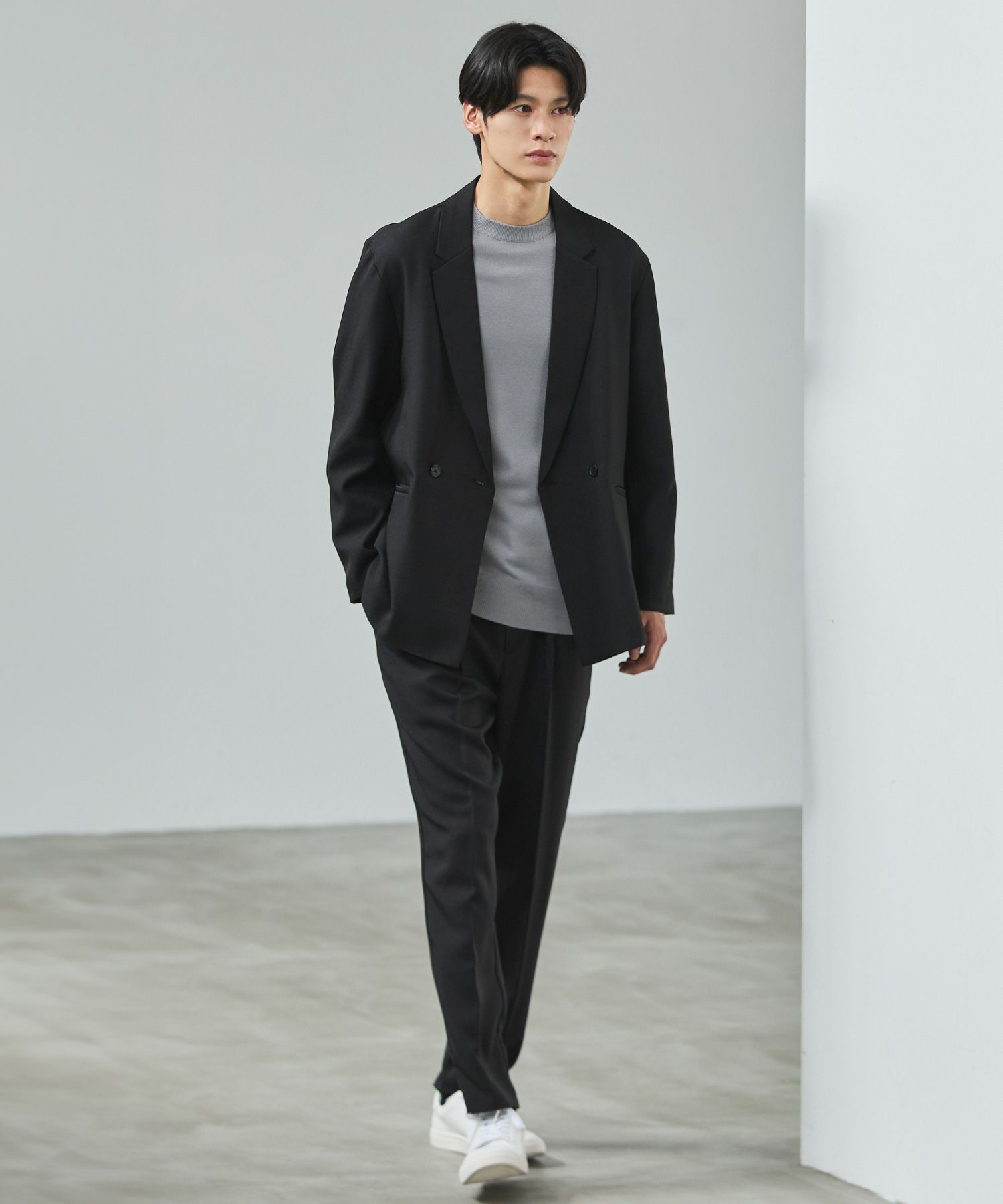 未使用品】1PIU1UGUALE3 コンフィセットアップ テーラード サイズ6  