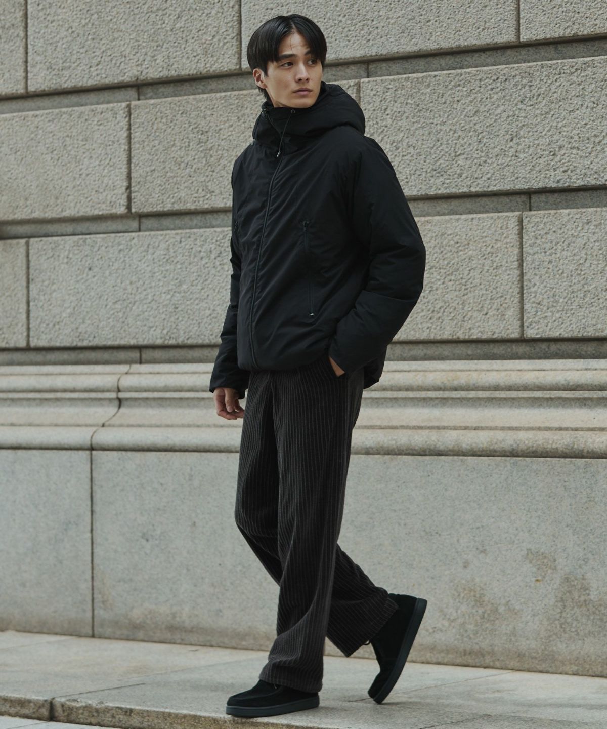 700フィルパワー機能性中綿＞撥水ハイネックパデットジャケット