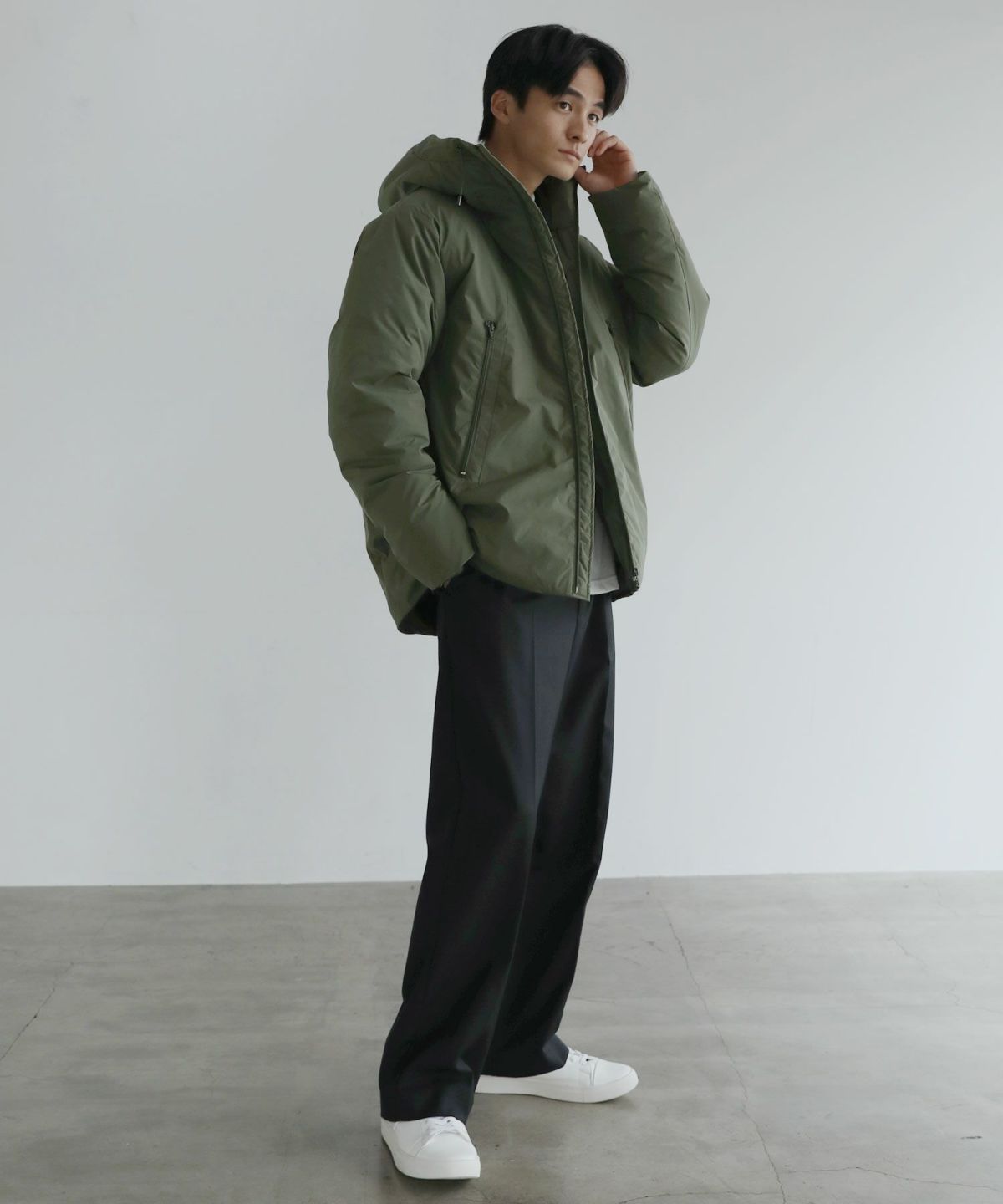 700フィルパワー機能性中綿＞撥水ハイネックパデットジャケット