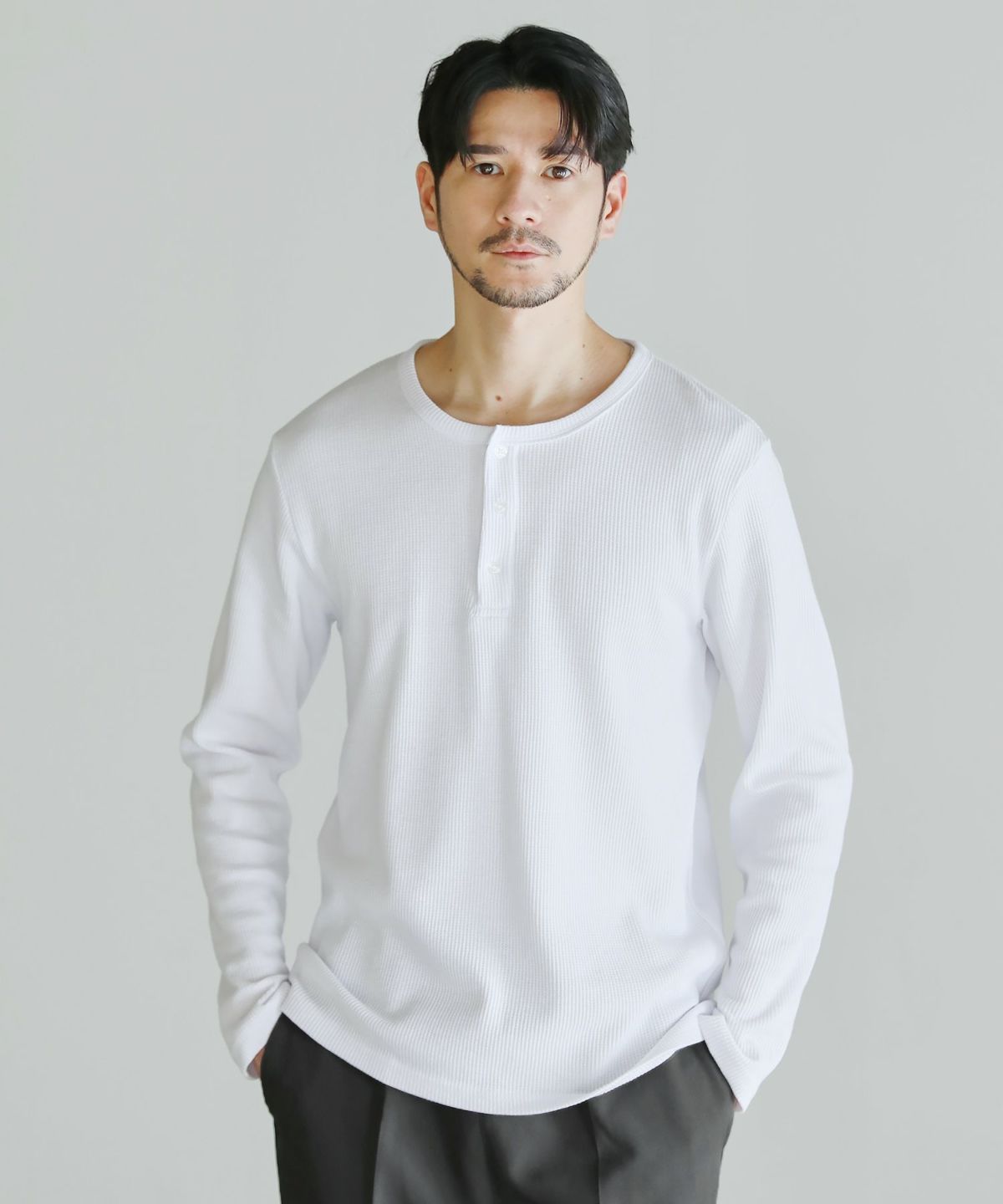 ジャストフィットTCワッフルヘンリーネック長袖カットソー | 【公式】SPU スプ公式通販｜メンズセレクトショップ [Manatsulife] メンズ Tシャツ 長袖 ヘンリーネック ワッフル生地 カットソー スリムフィット tシャツ スタンダード