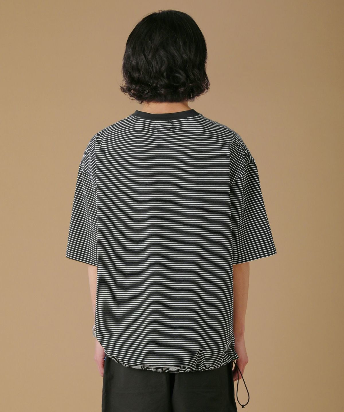 RADIATE カットソー　半袖　黒　　＆UNIQLO シームレスショーツ　3色 マイクロボーダードローストリングオーバーサイズ半袖Tシャツ
